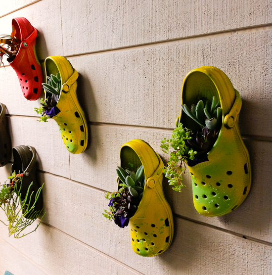 Crocs store for gardening