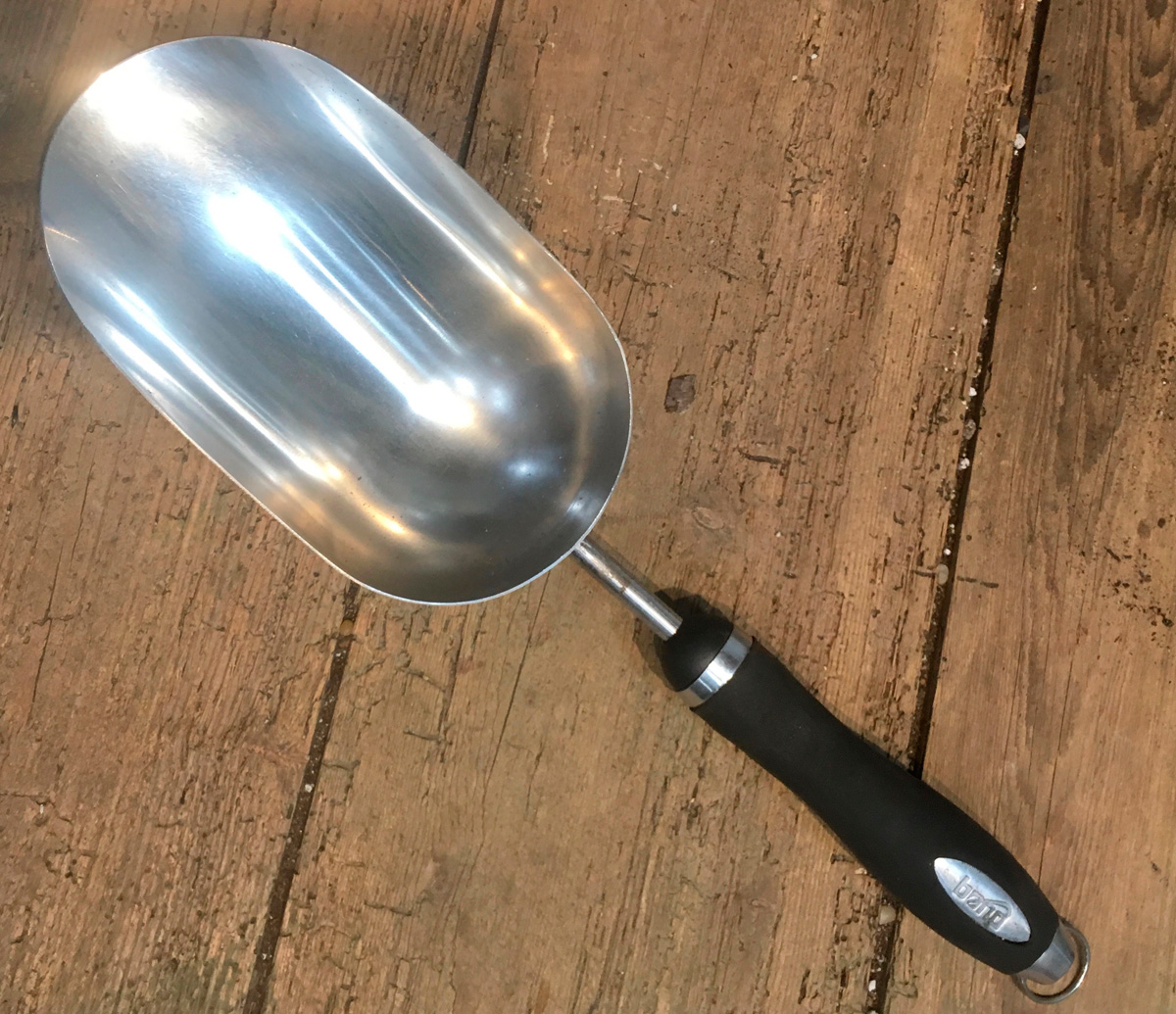 SCOOP TROWEL