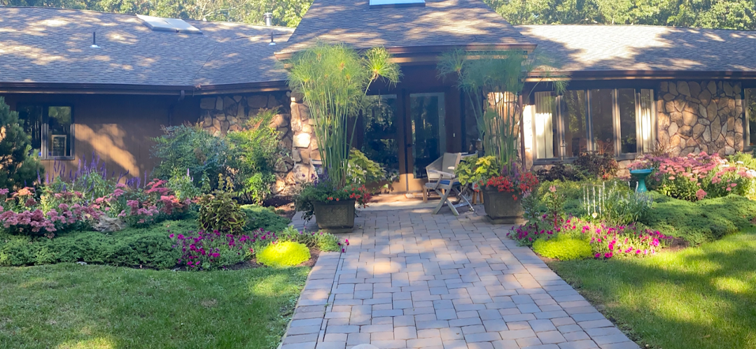 front yard garden