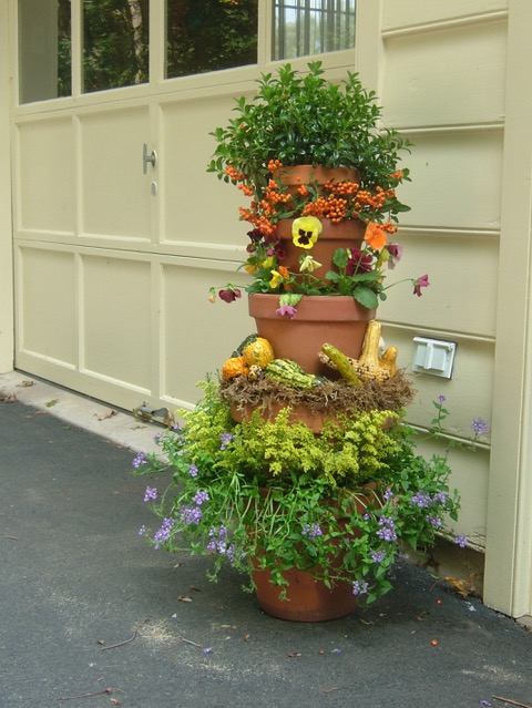 fall garden container display