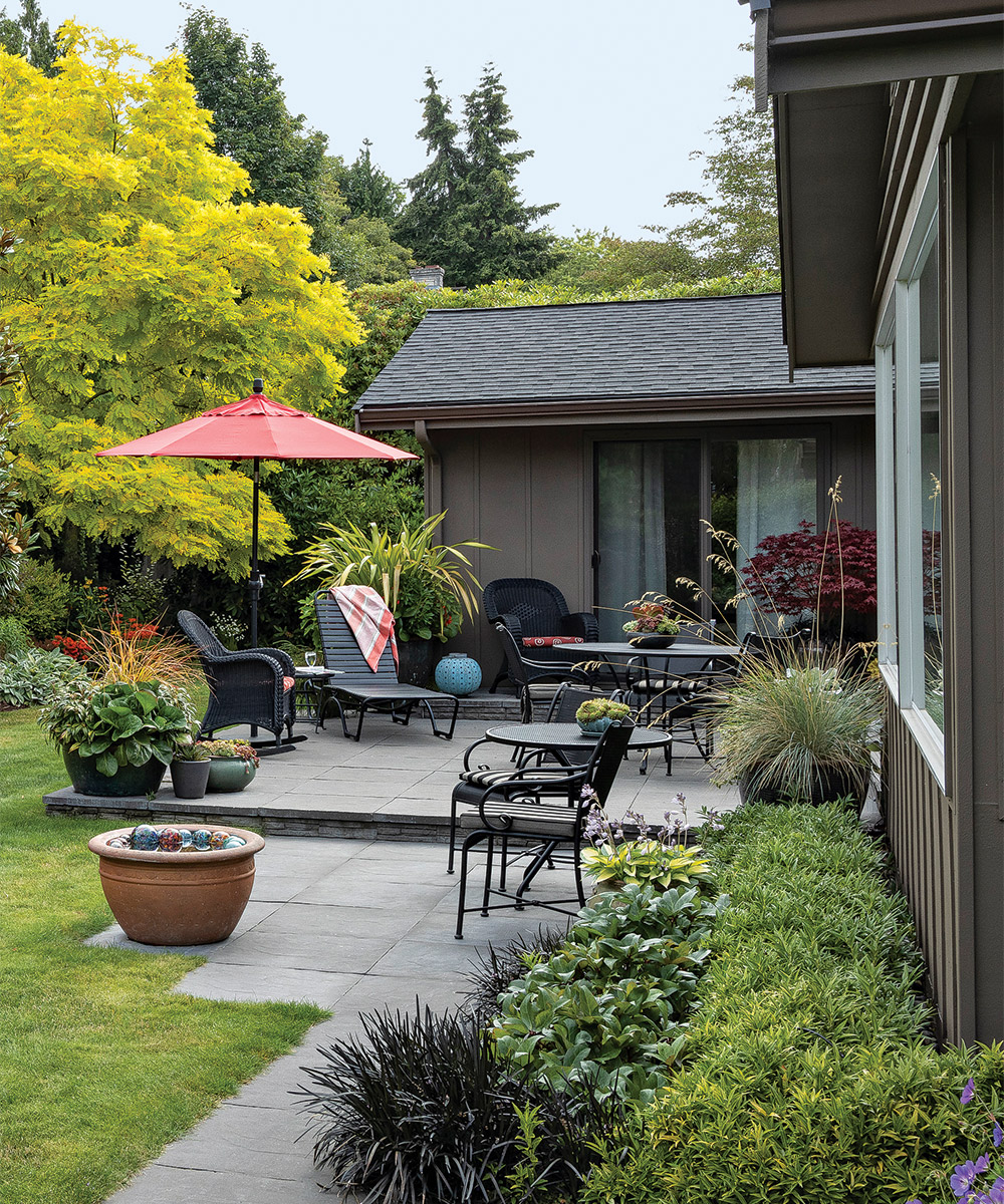 garden patio in backyard