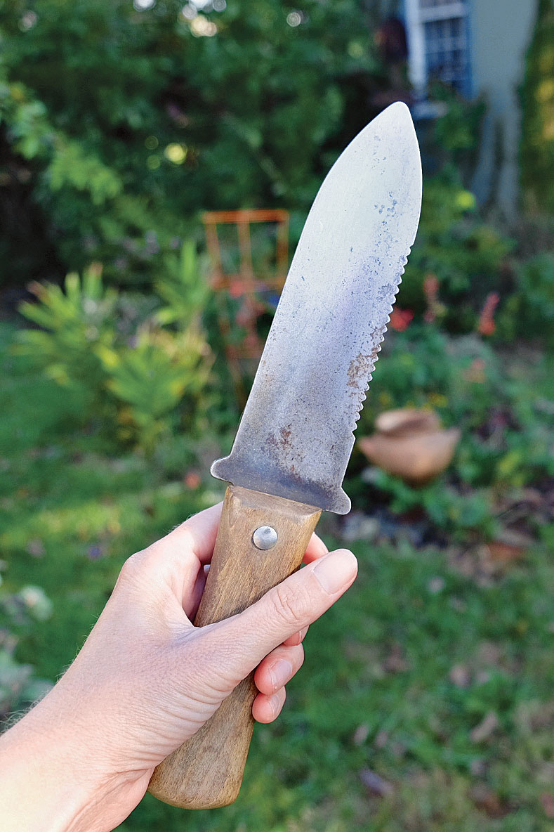 This Garden Knife Gets Better With Age