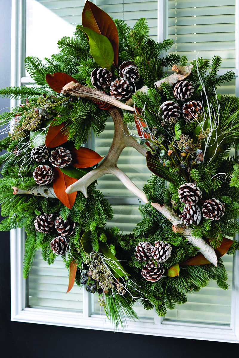 Make a DIY Christmas Wreath: 6 Design Ideas for a Welcoming Winter