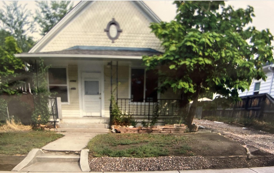 front yard before gardens and landscaping