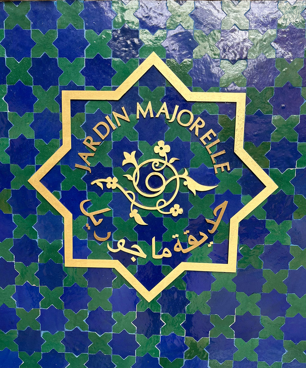 Jardin Majorelle tile sign