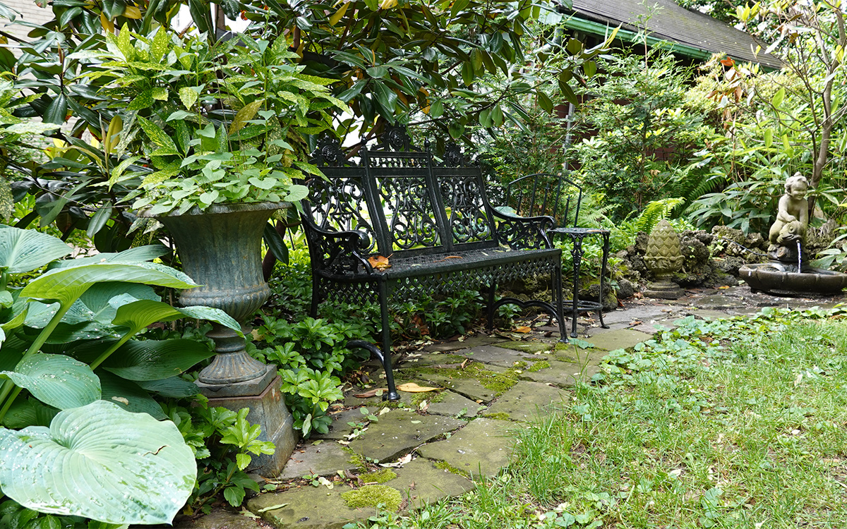iron garden bench
