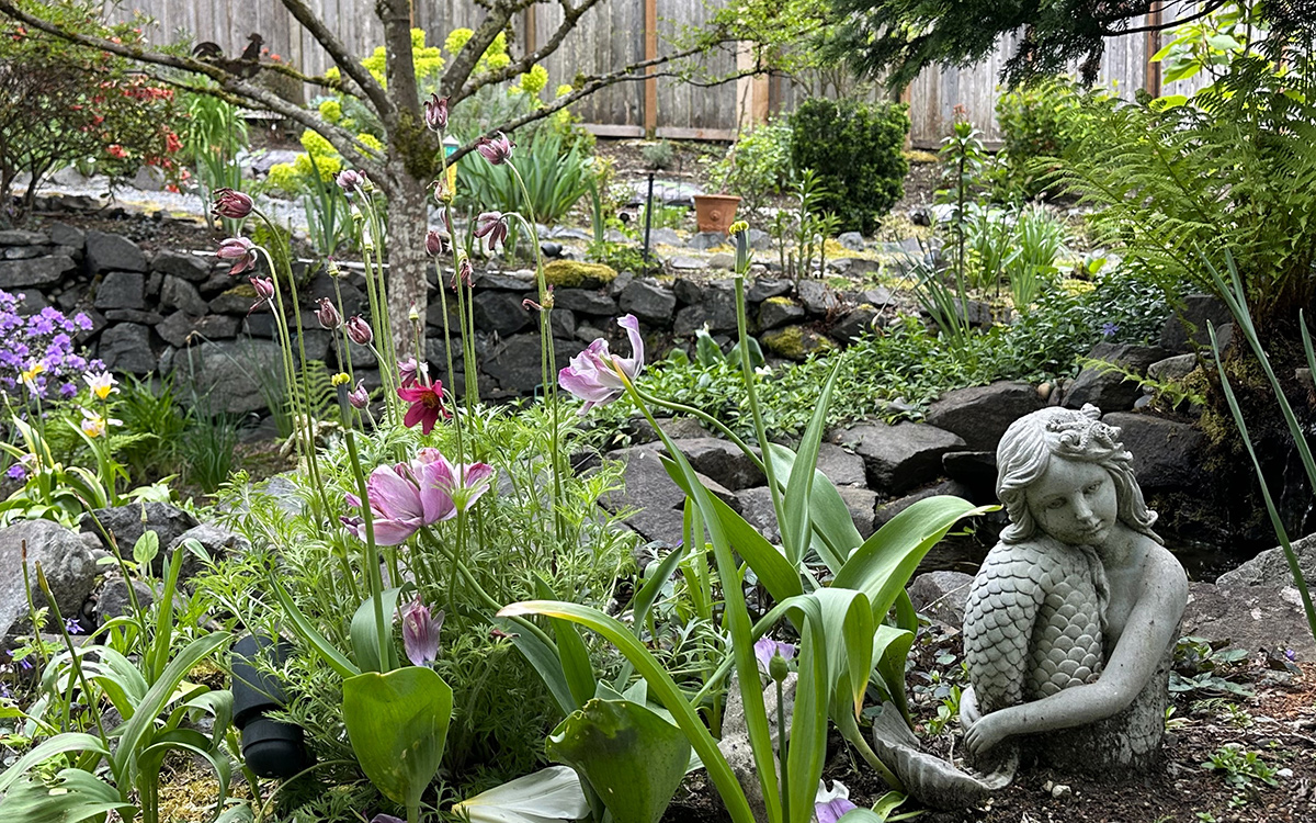 mermaid garden