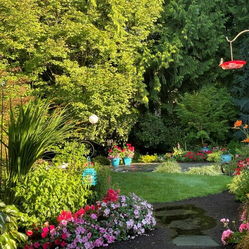 Lila's Garden Tour in Mill Creek, Washington - Fine Gardening