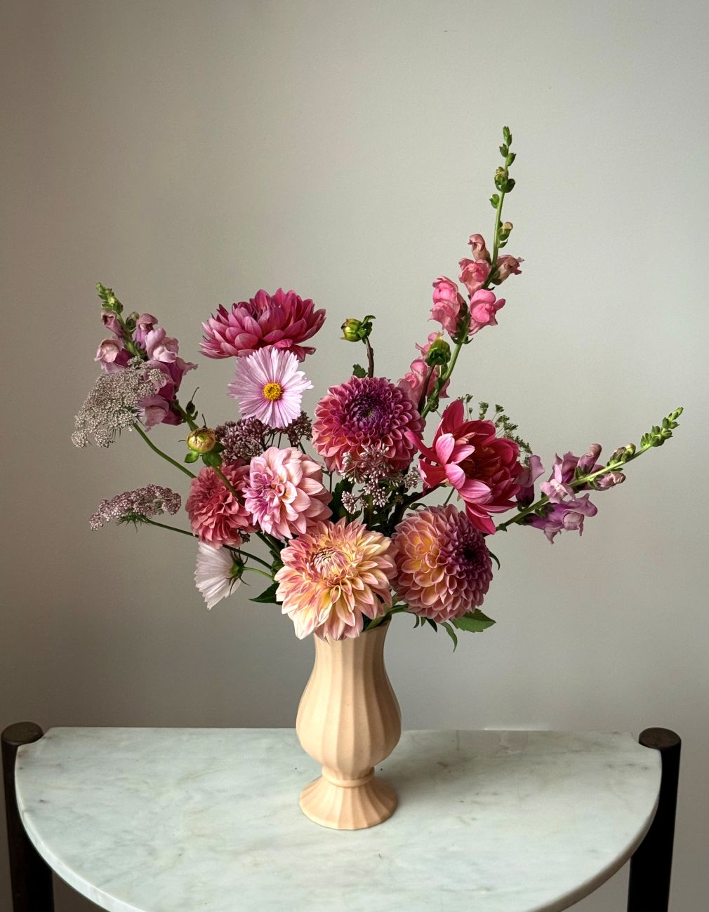 floral arrangement, dahlias, snapdragons, cosmos, dara