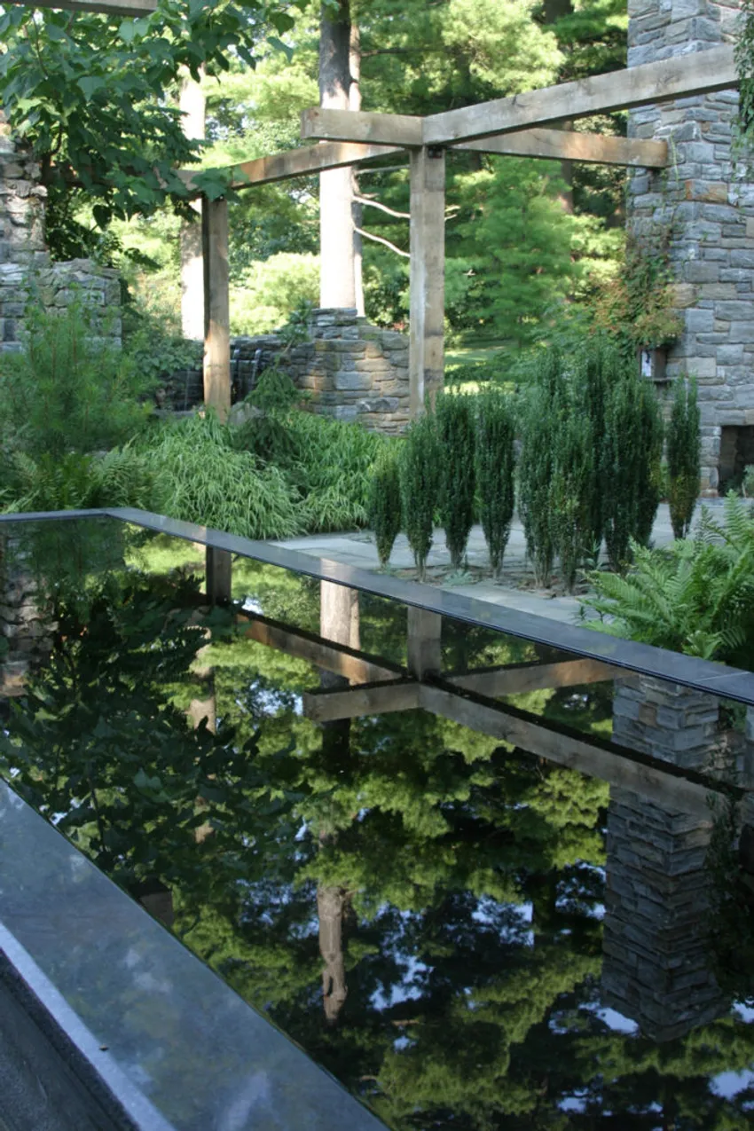 Chanticleer garden, Wayne Pennsylvania, reflecting pool, water reflection, garden plants, public garden, garden design